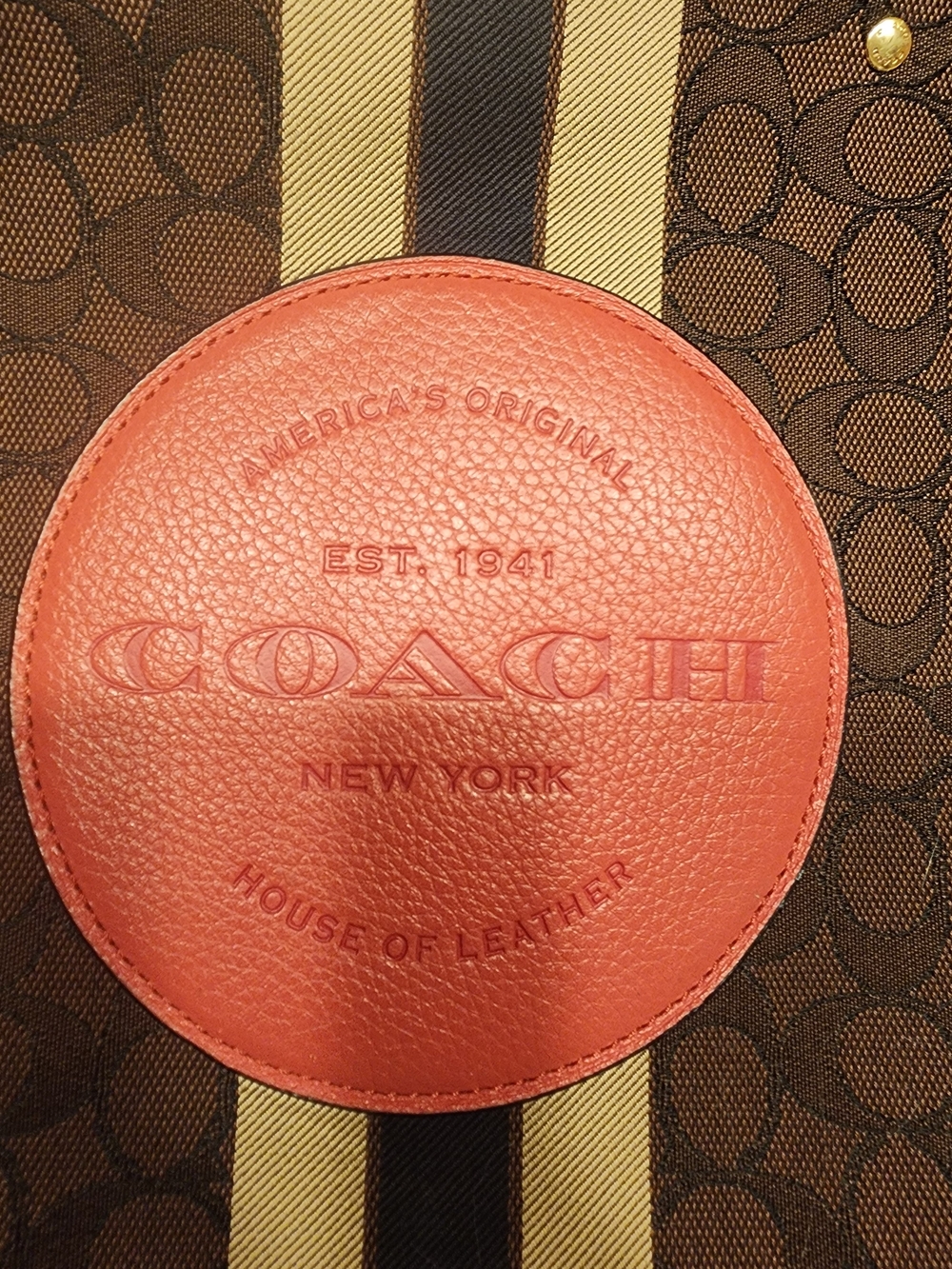 the Coach Dempsey Tote 40 in Signature Jacquard with Stripe and Coach Patch - Picture 4 of 16